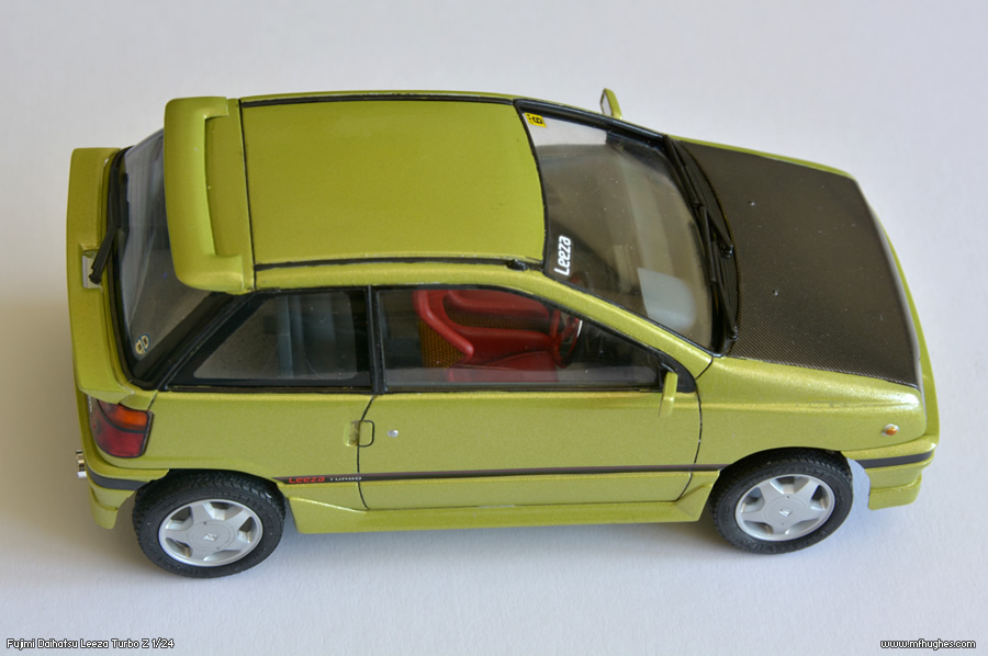 Fujimi 1/24 Daihatsu Leeza Ready For Inspection