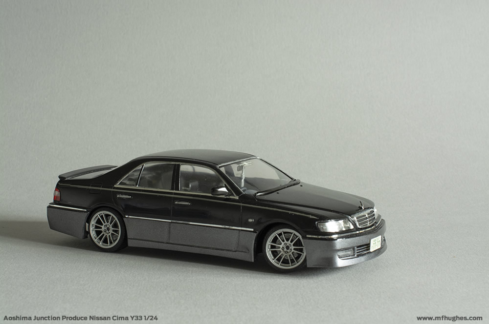 Aoshima Junction Produce Nissan Cima Y33 1/24