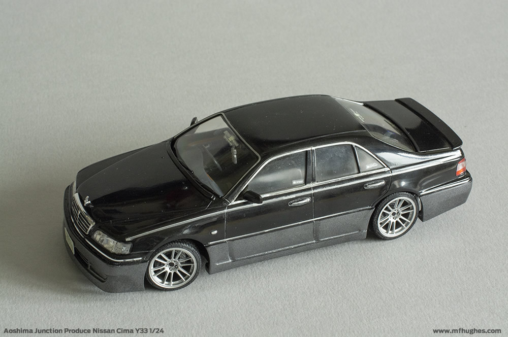 Aoshima Junction Produce Nissan Cima Y33 1/24