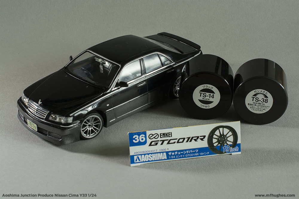 Aoshima Junction Produce Nissan Cima Y33 1/24