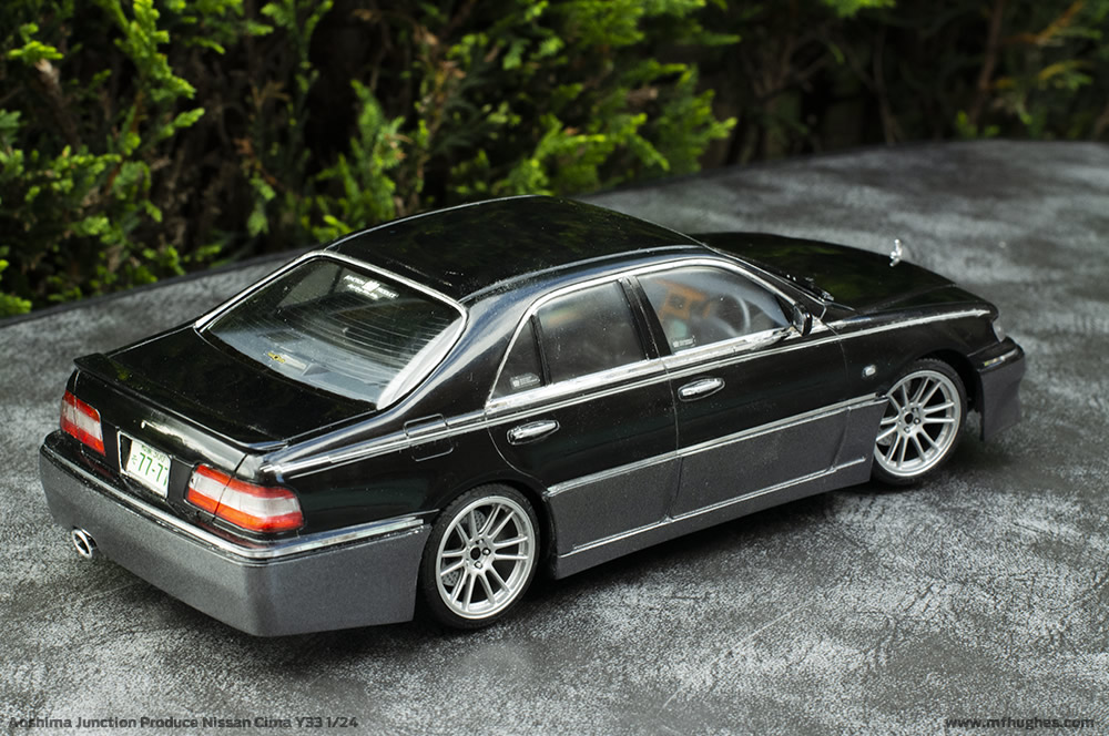 Aoshima Junction Produce Nissan Cima Y33 1/24