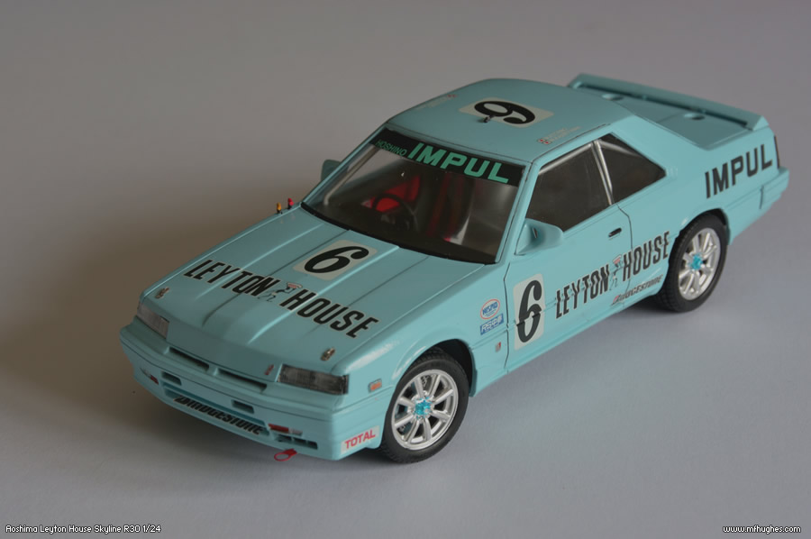 Aoshima Leyton House Nissan Skyline R30