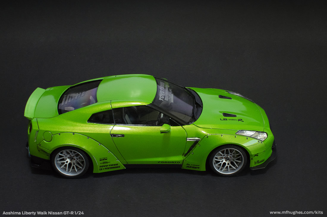 Aoshima Liberty Walk Nissan GT-R  1/24