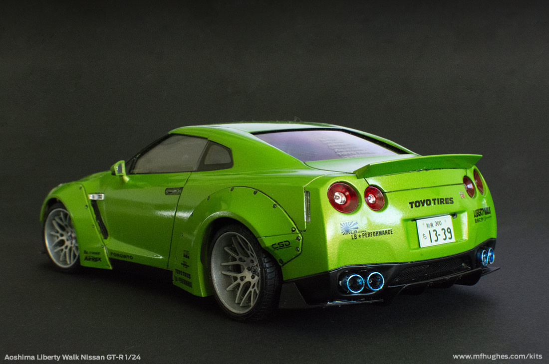 Aoshima Liberty Walk Nissan GT-R  1/24