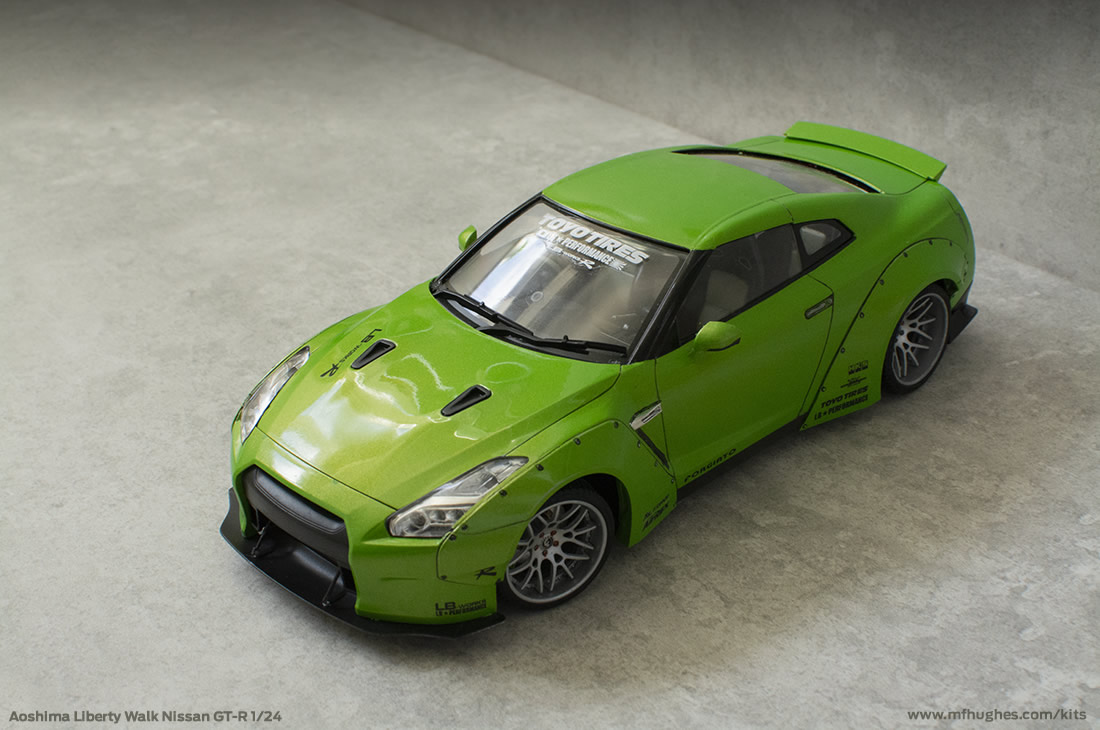 Aoshima Liberty Walk Nissan GT-R  1/24