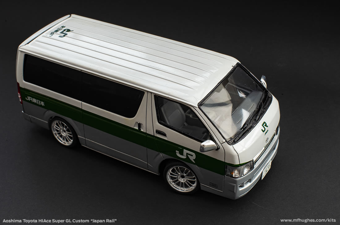 Aoshima Toyota HiAce Super GL