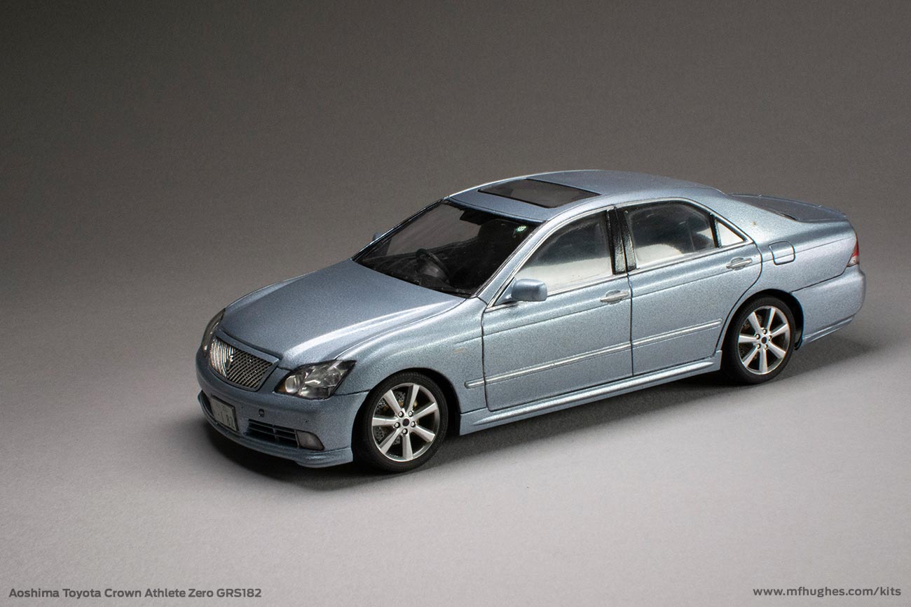 Aoshima Toyota Crown Athlete Zero GRS182