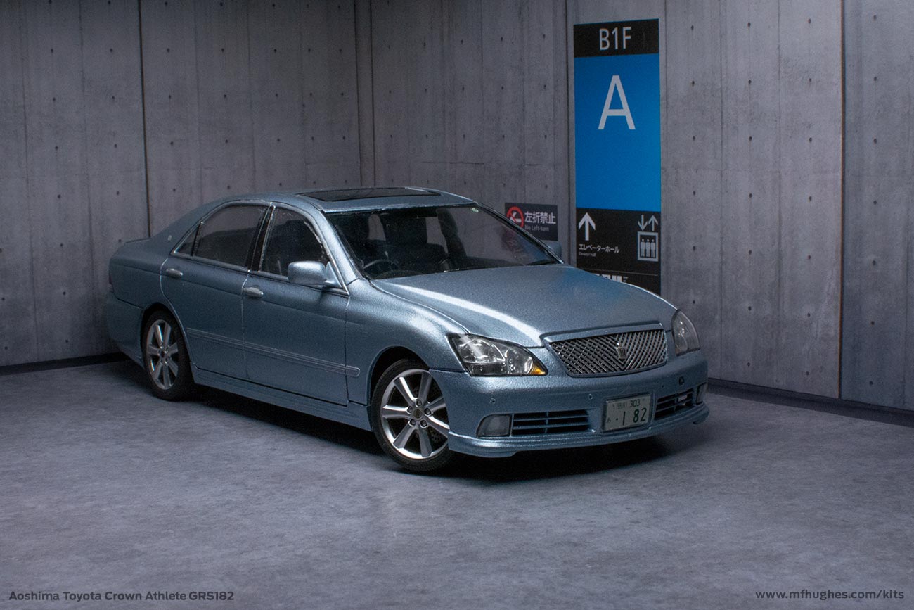 Aoshima Toyota Crown Athlete Zero GRS182