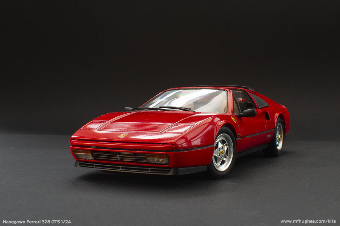 Hasegawa Ferrari 328 GTS  1/24