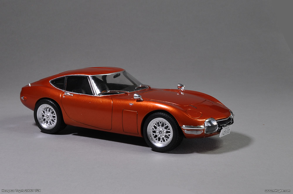 Hasegawa Toyota 2000GT 1/24