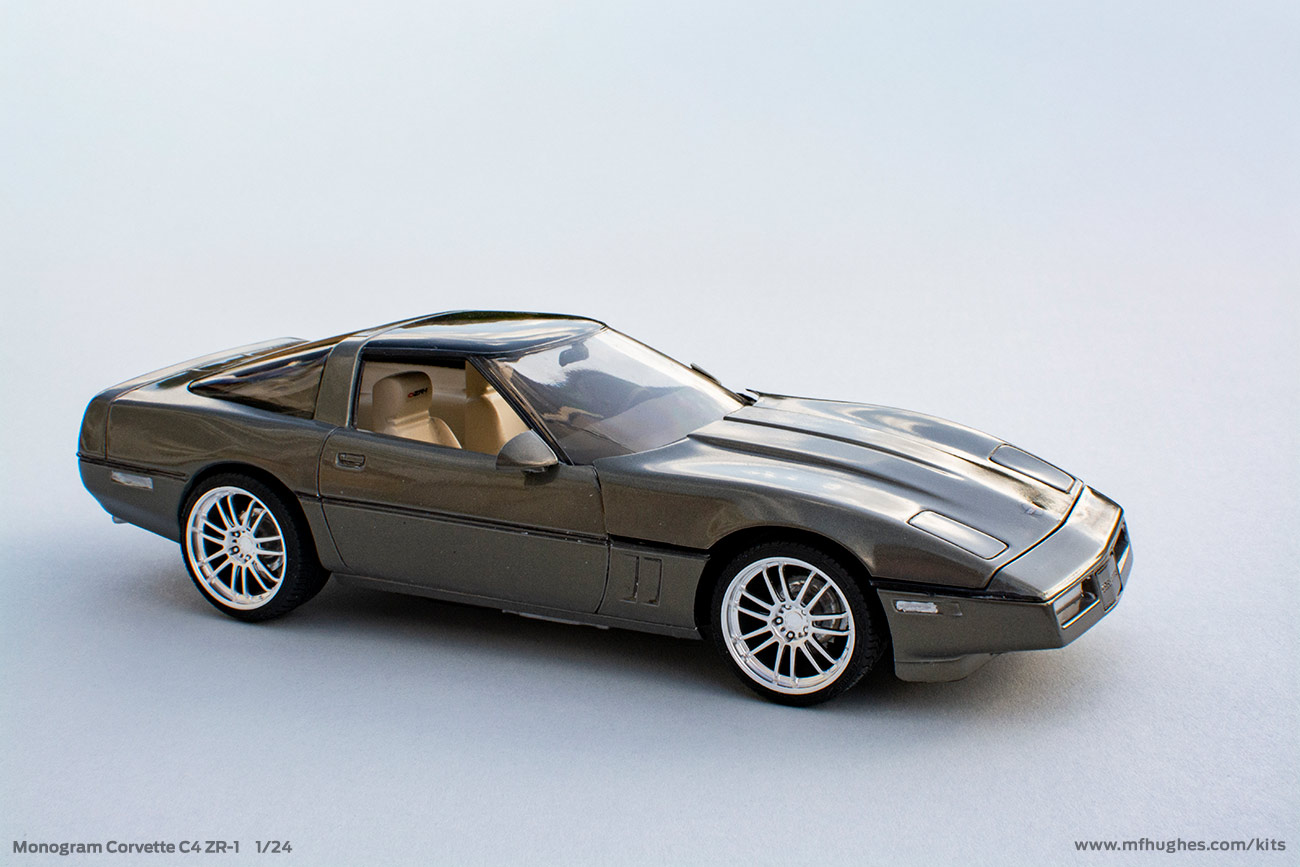 Monogram Corvette C4 ZR-1