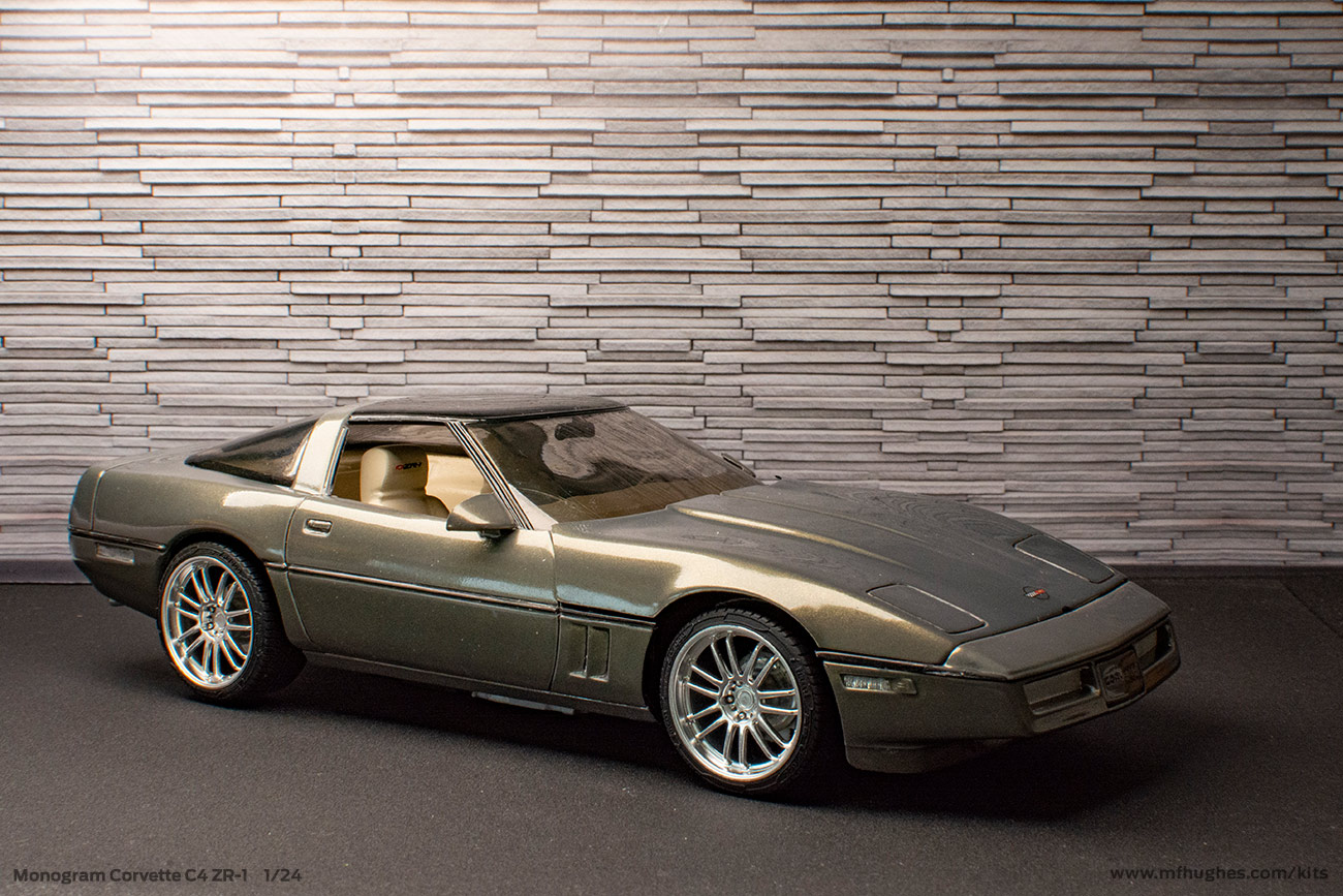 Monogram Corvette C4 ZR-1
