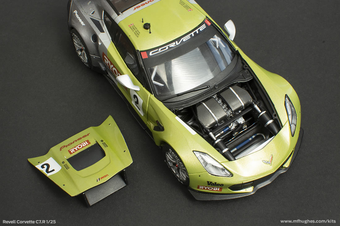 Revell Corvette C7.R 1/25