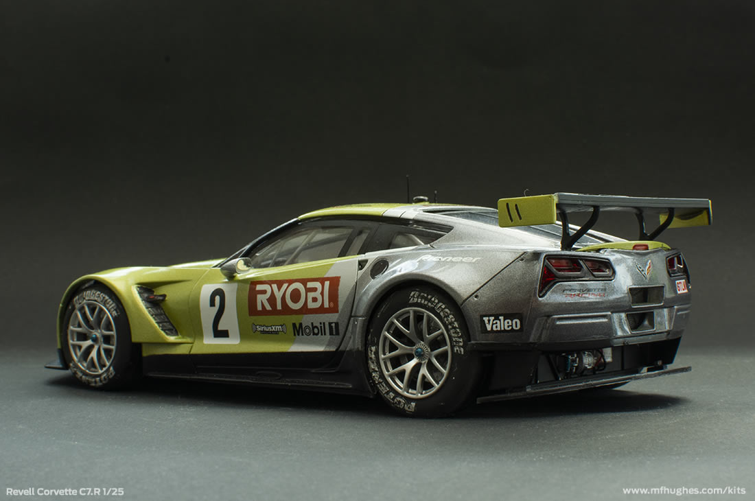 Revell Corvette C7.R 1/25