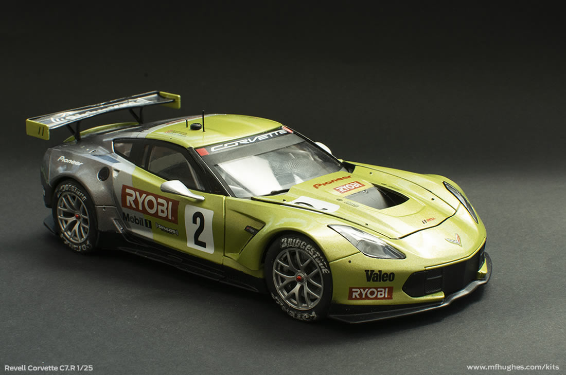 Revell Corvette C7.R 1/25