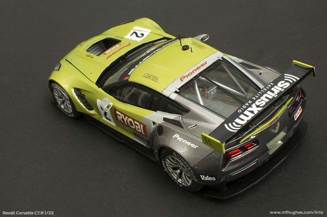 Revell Corvette C7.R 1/25