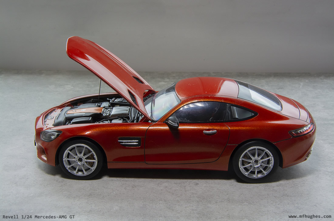 Revell Mercedes AMG GT 1/24