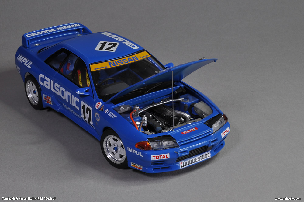 Tamiya Calsonic Nissan Skyline R32 Gr.A 1/24