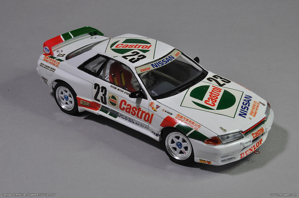 タミヤ 1/24 プラモデル 日産 CASTROL SKYLINE R32-