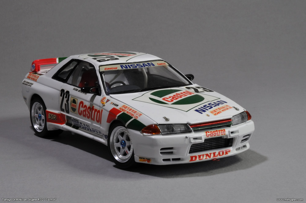 Tamiya Castrol Nissan Skyline R32 Gr.A 1/24. Photographs.