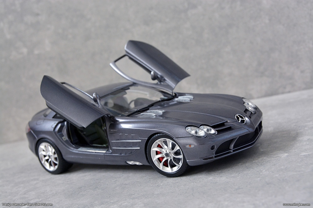 Tamiya Mercedes-Benz SLR McLaren 1/24