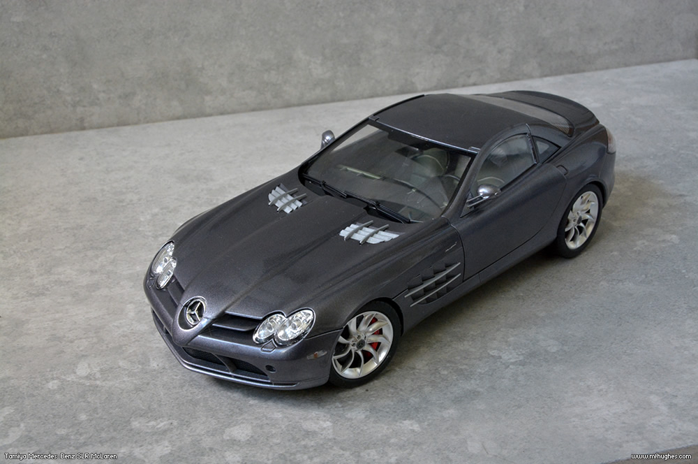 Tamiya Mercedes-Benz SLR McLaren 1/24