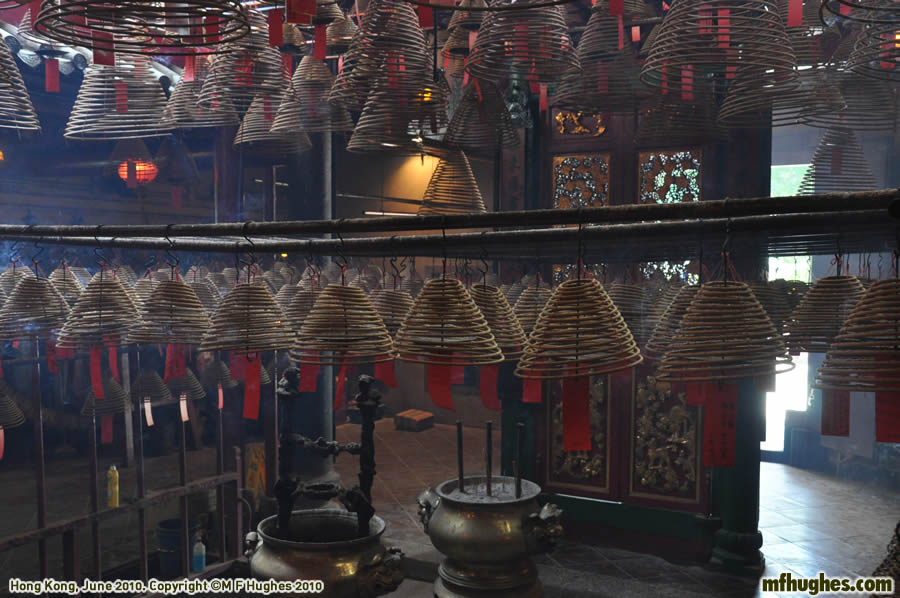 Man Mo temple